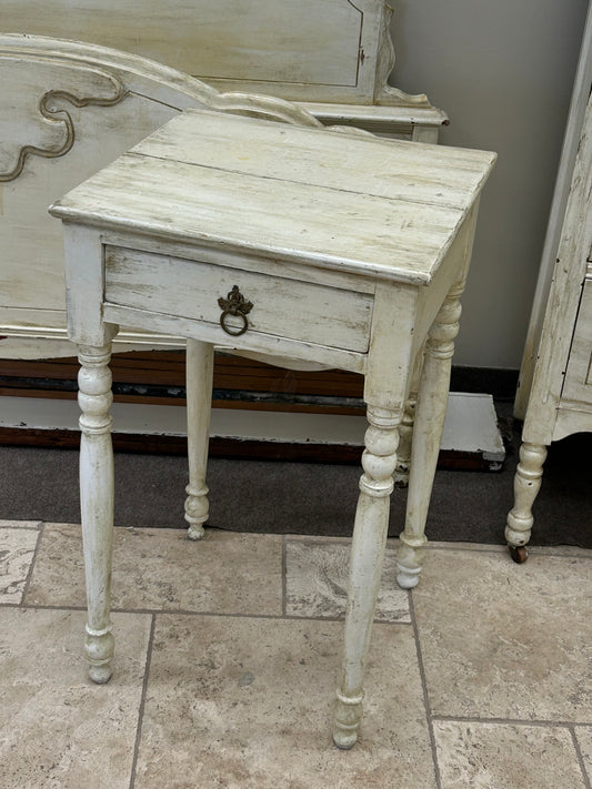 Table Side 1DRW Shabby