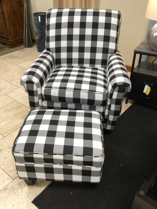 Chair & Ottoman Buffalo Plaid