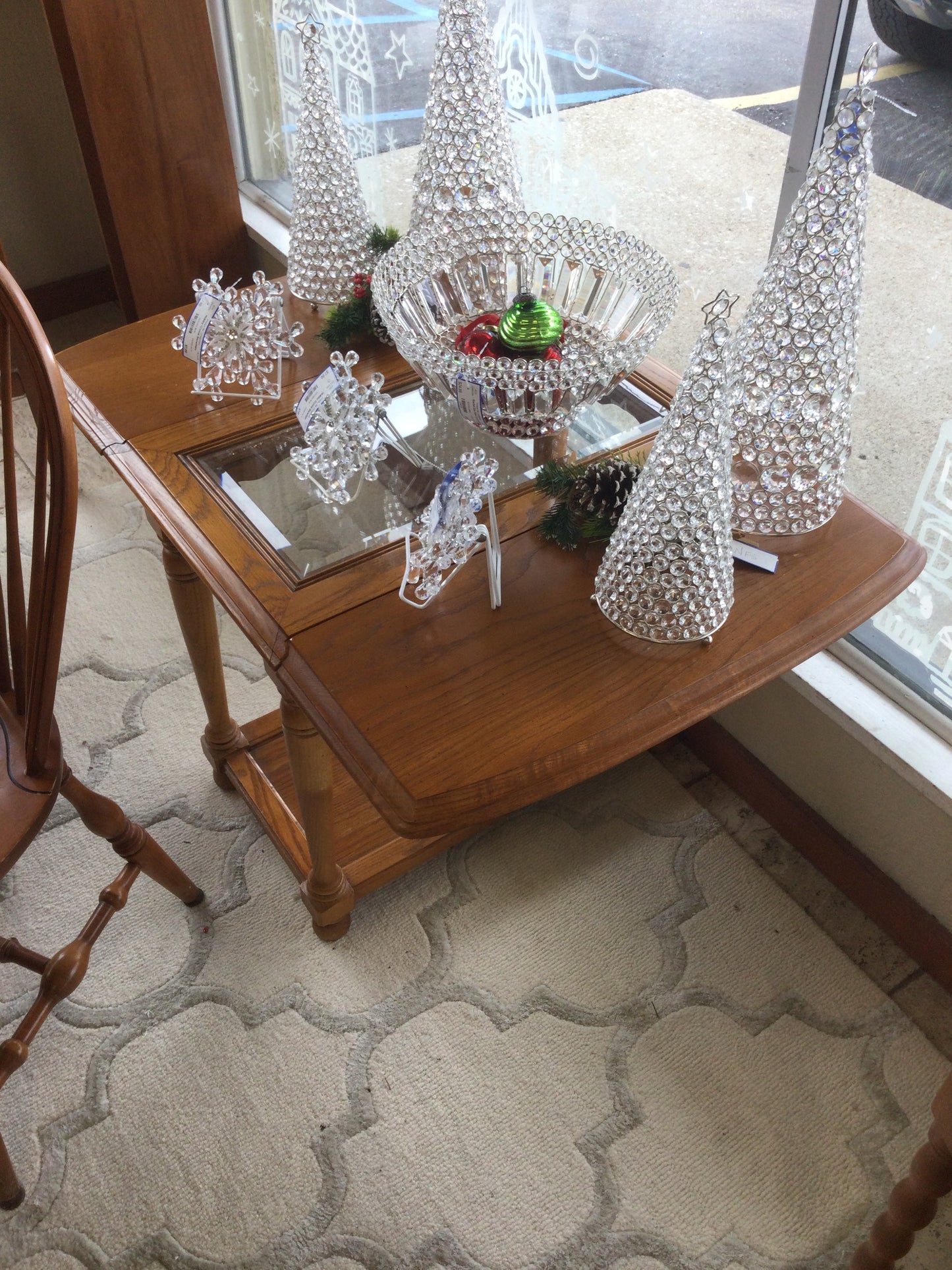 End Table Drop Leaf W/ Glass Insert